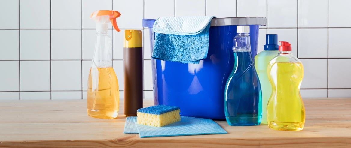 4 Ways You’re Being Greenwashed by Cleaning Products
