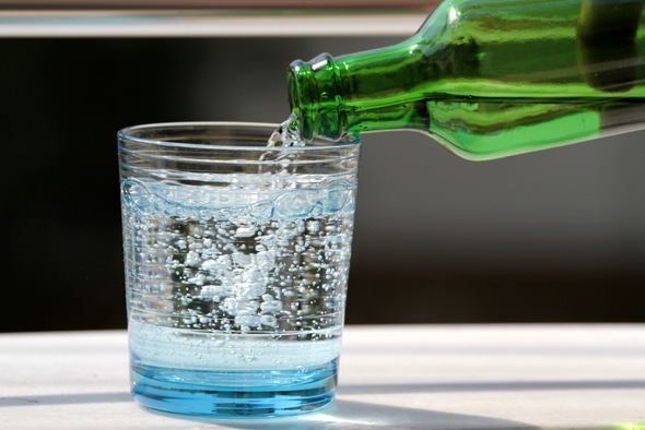 8 Amazing Cleaning Uses for Soda Water